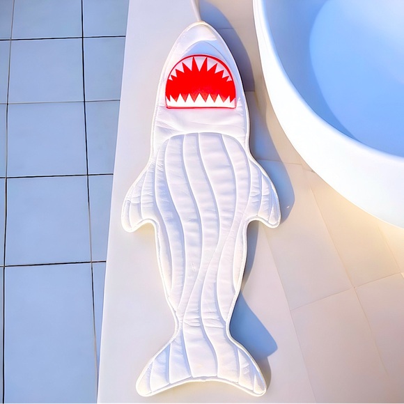 Shark-Shaped Full-Body Bath Pillow Mat: Quick-Dry and Machine Washable - Picture 4 of 12
